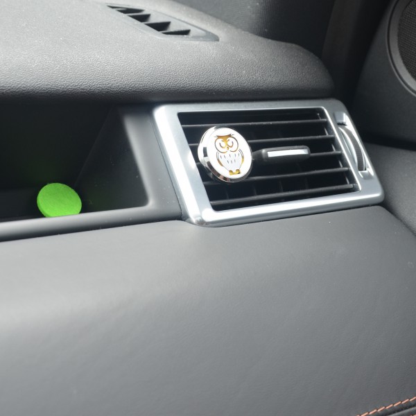 Diffuseur d'huiles essentielles pour voiture en inox clip'arôme lotus ZEN  AROME Pas Cher 