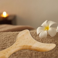 http://www.zen-arome.fr/en/18-massage-wellness